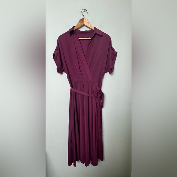 Lauren Ralph Lauren Belted Crepe Dress in Plum Purple Size 8 - Picture 5 of 16